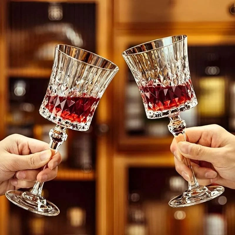 rasa-dan-pesona-anggur-merah-lebih-dari-sekadar-minuman